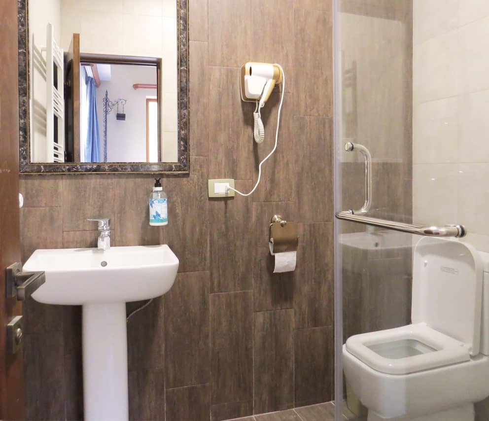 Bathroom in Alaska Resort & Hotel in Armenia
