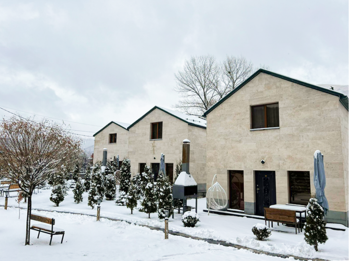 Cottages in Tsaghkadzor